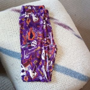 Lularoe Girl Halloween Skeleton Black Cat Witch Broom Dia de Los Muertos…